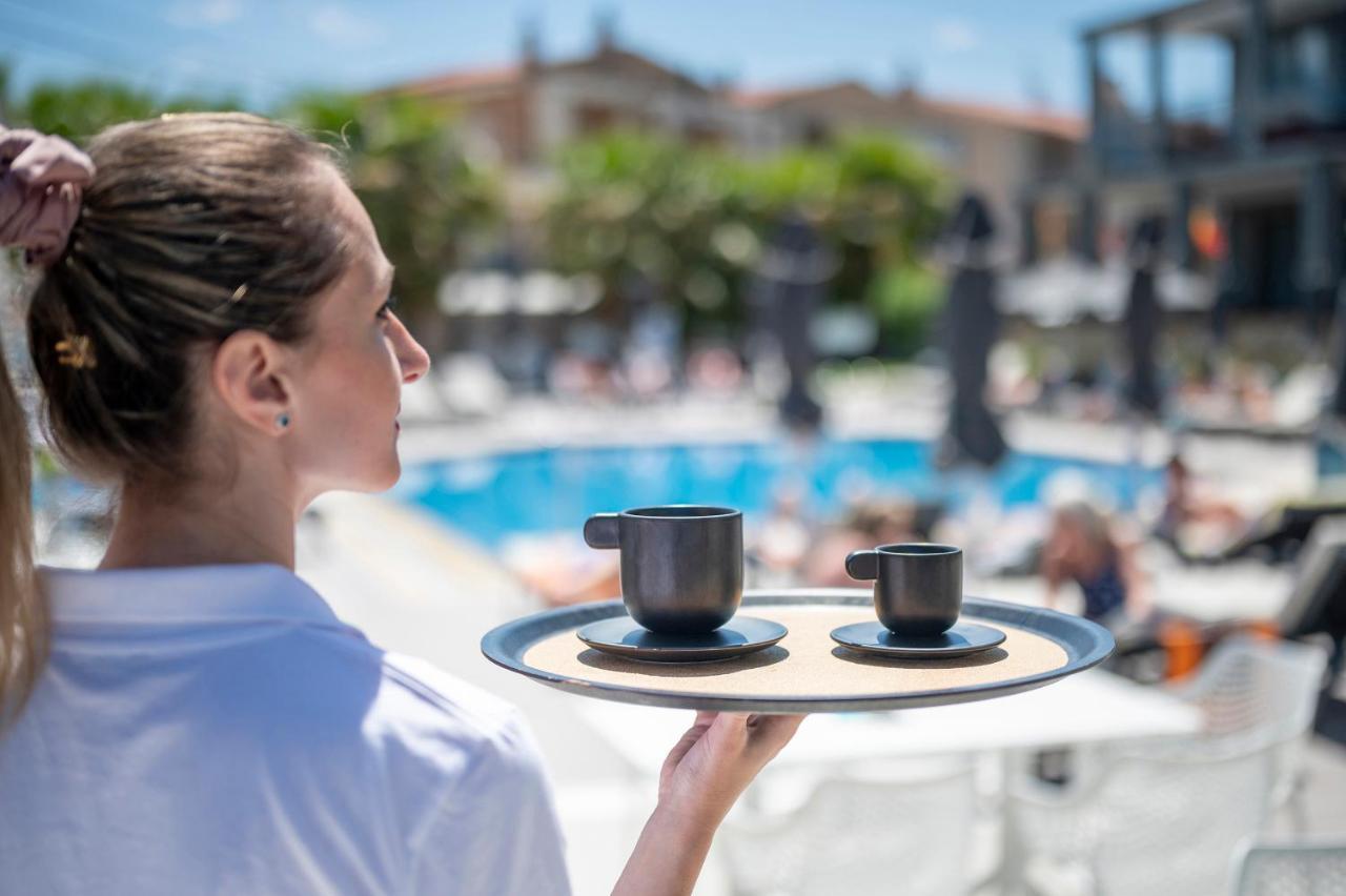 Dionysos Hotel & Suites Hanioti Eksteriør bilde