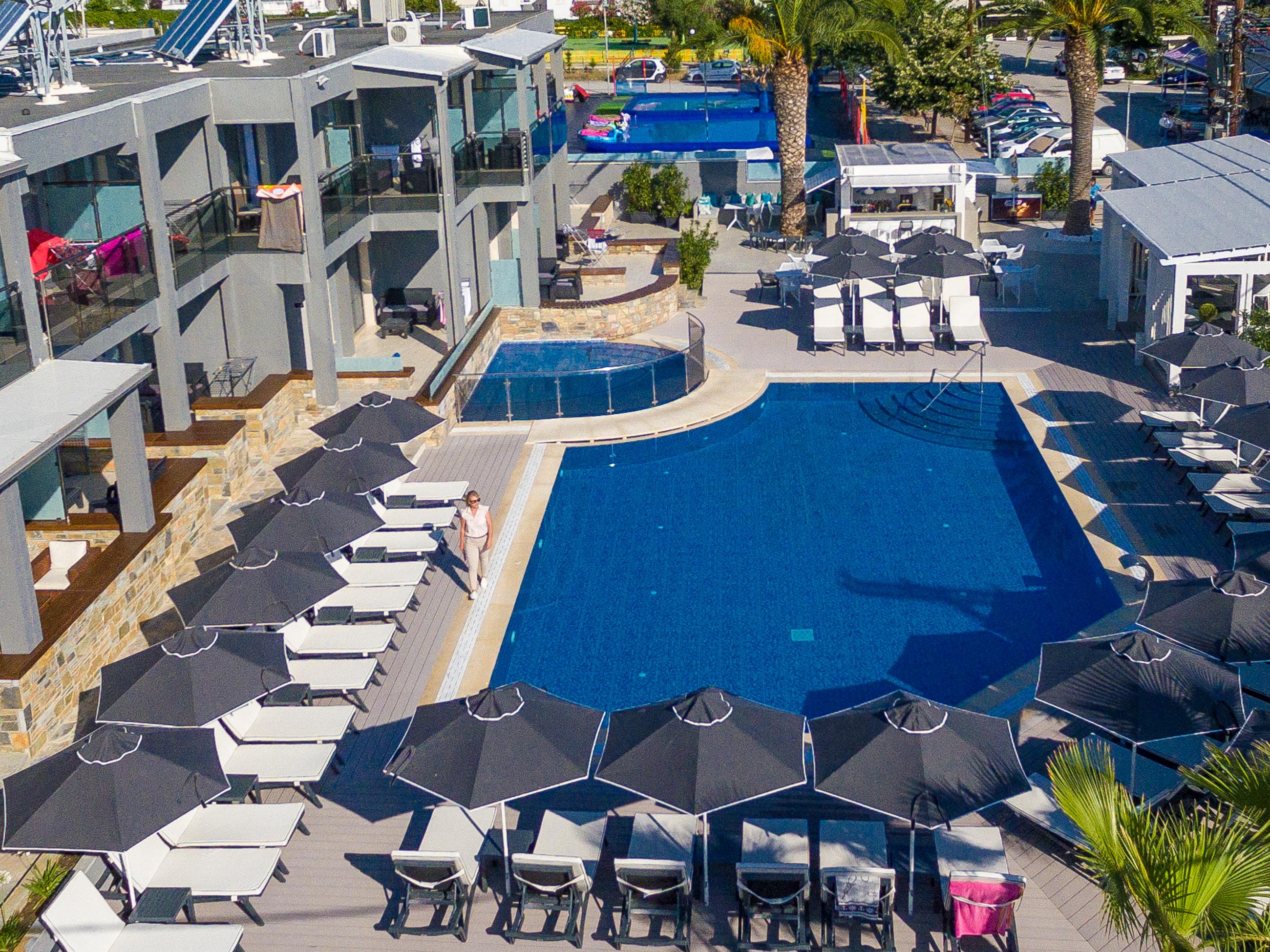 Dionysos Hotel & Suites Hanioti Eksteriør bilde